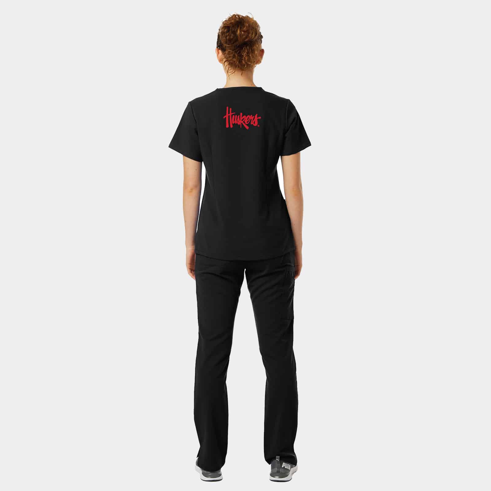 Women's WYND Multi-Pocket Scrub Top 2 Women's WYND Multi-Pocket Scrub Top - Image 2